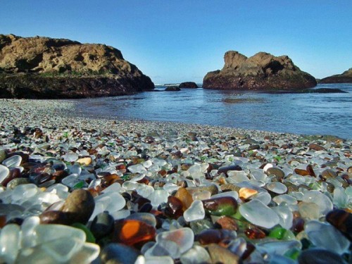 Glass-Beach-Fort-Bragg-CA-600x450.jpg