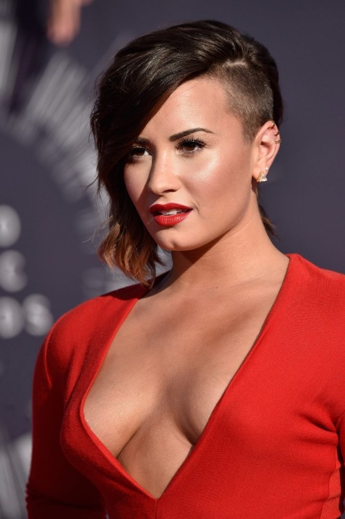 Demi-Lovato-1024x1539.jpg