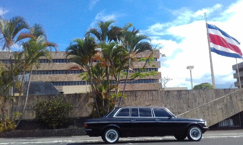 COSTA-RICA-COURT-SYSTEM-MERCEDES-300D-LANG-LIMOUSINE-TOUR.jpg