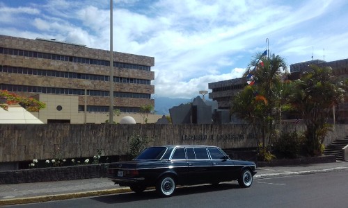 COSTA-RICA-GOVERNMENT-COURT-BUILDING.MERCEDES-LIMOUSINE-TOUR.jpg