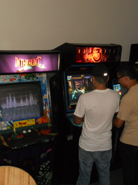 GAMIFICATION-FREE-ARCADE-EMPLOYEE-BREAK-ROOM-FUN-CENTRAL-AMERICA.jpg