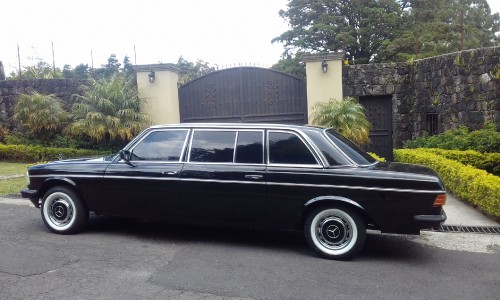 LATIN-AMERICA-MERCEDES-LIMOUSINE-SERVICE..jpg