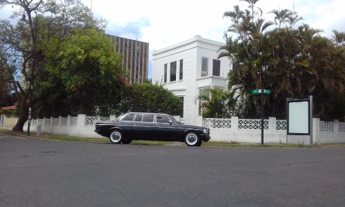 COSTA RICA La esquina roja de Matute Gmez LIMOUSINE