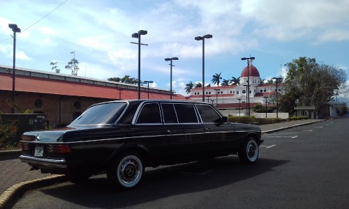 Santa Teresita Church BARRIO ARANJUEZ COSTA RICA LIMO