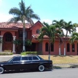 RED-MANSION-LIMOSINA-MERCEDES-300D-LANG-COSTA-RICA